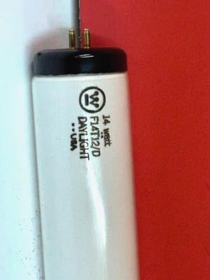 14.75" F14T12/D 14W 6500K FLUORESCENT LIGHT BULB Daylight F14 T12 NEW 259267 - Image 1 of 4