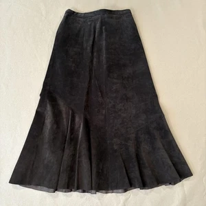 Chico's Suede Leather Skirt Womens M 1 Black Flared Midi Lined Zip Button Godet - Picture 1 of 17