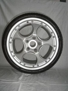 18" Lamborghini Murcielago Speedline 8,5Jx18H2 vorne Felge wheel - Picture 1 of 1