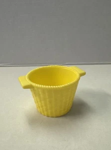 PLAYSKOOL Dollhouse YELLOW BUCKET for HORSE STABLE Genuine for Loving Family - Picture 1 of 5
