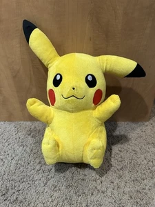 Authentisches 2013 Tomy Pokemon Pikachu Plüschtier Stofftier Größe 12 Zoll - Bild 1 von 9