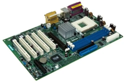 Mainboard Asrock K7S8XE Socket 462 3x DDR 5x PCI AGP ATX - Image 1 of 2