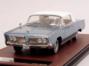 Imperial Crown Convertible 1964 closed Nassau Blue Metallic 1:43 GLM GLM133004 - Foto 1 di 1