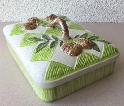 BOITE, BONBONNIÈRE en BARBOTINE. Signé F.Portugal. Décor NOIX. - Photo 1/4