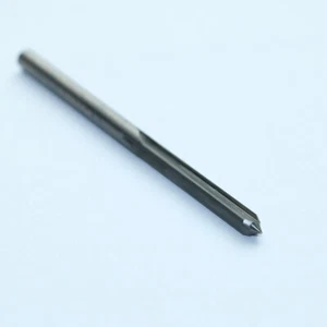 VHM Metallo Rigido Alesatore Ø 4,5 H7 per Macchine Z= 4/4, 5H7 69A-K - Imagen 1 de 3