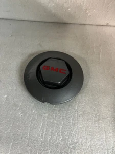 1995-2008 GMC Jimmy Sonoma Center Cap New OEM 15998644 - Picture 1 of 2
