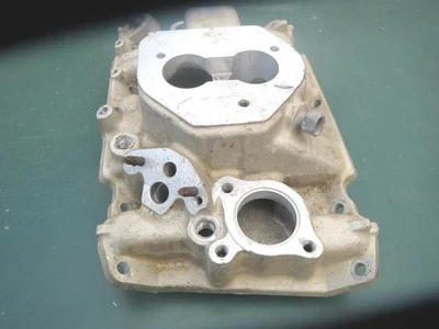 Edelbrock Performer 4,3 L T.B.I. Colector de admisión V6 3713 Foto 1 de 4