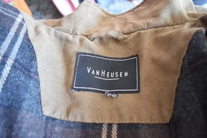 Herren VanHeusen XL Jacke hellbraun Wildleder außen, gestepptes Innenfutter mit Wolle. - Bild 1 von 10