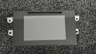  HEAD UNIT DISPLAY RADIO TOYOTA  AURIS 2015-2018 (without Sat Nav) 86140-02400 - Image 1 of 4