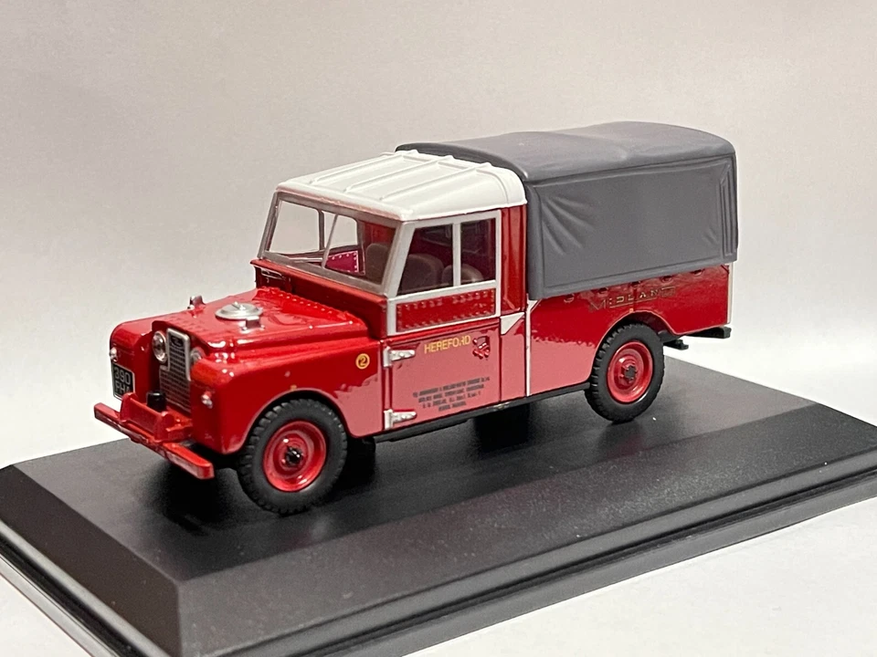 1/43 LAND ROVER SERIES 1 109'' FRAME MIDLAND RED OXFORD LAN1109003 - Immagine 1 di 1