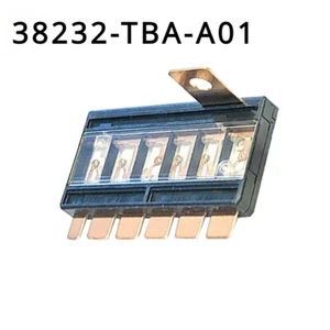 1Pc Fuse Multi Block 38232-TBA-A01 For 18-22 CRV 16-22 Honda Civic 38232TBAA01. - Foto 1 di 5