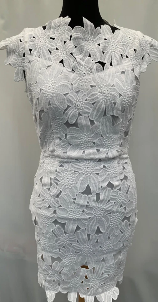 Vestido Sheinside Blanco Floral Algodón Espalda Abierta Talla M Foto 1 de 4