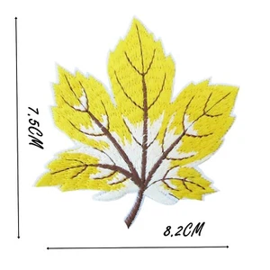 Hoja Otoño Arce Hierro En Parche 8cm x 7cm Insignia Parches Insignias Bordadas P525 - Imagen 1 de 3