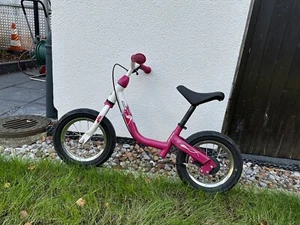 Lauflernrad für ein kleines Mädchen - Bild 1 von 5