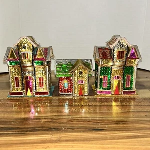 Menge 3 Vintage The Bombay Company Weihnachten Putz Pailletten Schmuckschatulle Häuser - Bild 1 von 8