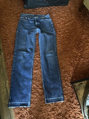 24 Hr Flash Sale Women’s sz 9L vintage Y2K Tommy Hilfiger jeans Straight Leg - Image 1 of 4