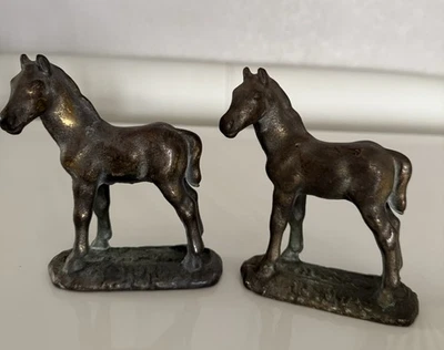 2 sujetalibros occidentales Littco pintados Hubley de hierro fundido caballo pony años 20 topes de puerta Foto 1 de 4