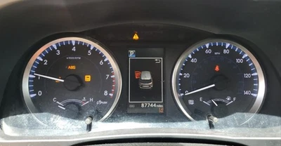 2017-2019 Highlander OE Speedometer Gauge Cluster 87K Miles Toyota - Image 1 of 4