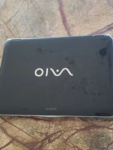 Sony Vaio - Picture 1 of 5