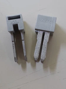 2 x WAGO 283-402 Querbrücker; Brücker; isoliert; grau - Bild 1 von 1