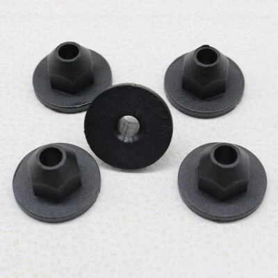 Clip retenedor tuerca revestimiento guardabarros rueda 15 piezas 171201969 para VW AUDI TT Quattro Foto 1 de 4