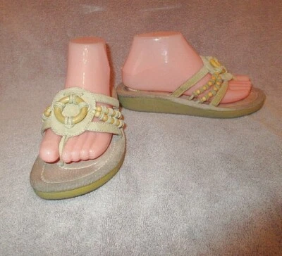 Earth Gelron 丁字凉鞋 7.5 码 Logan 珠麂皮绒皮革舒适人字拖 — 第 1/4 张图片