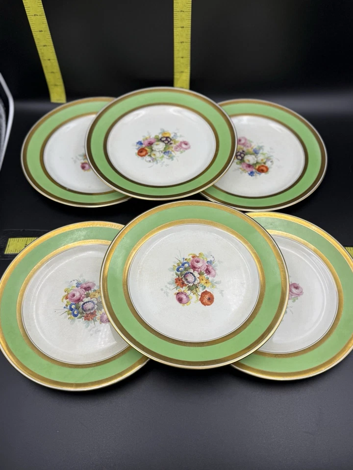 Set  Of 6 Johnson  Bros England for Ovington Bros NY 8.75” Green Gold Rim Plate - Image 1 of 4