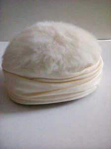 Vintage Pill Box Hat G Howard Hodge Jr. Cream Fur and Satin R - Picture 1 of 9