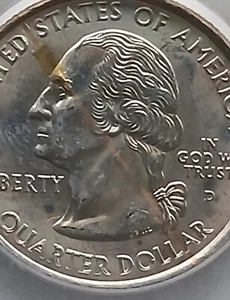 2001 D New York 25C Struck Thru Retained Brass Scrap Obv. ICG MS64 - Picture 1 of 5