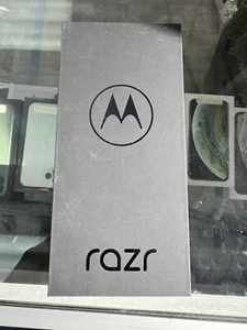 MOTOROLA RAZR 2023 (XT2323-2) CHERRY BLOSSOM 128GB UNLOCKED BRAND NEW - Picture 1 of 3