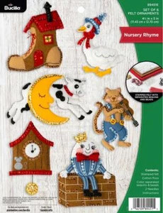 DIY Bucilla Nursery Rhyme Storybook Christmas Felt Ornament Kit - Picture 1 of 2