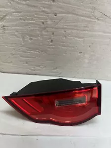 STOP FANALE FANALINO POSTERIORE PORTELLONE INT DX JAGUAR F-PACE 2018 - Foto 1 di 4