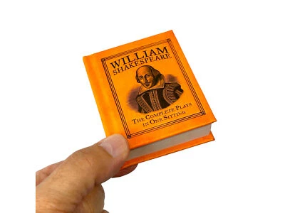 First Edition William Shakespeare The Complete Plays in One Sitting mini book Foto 1 de 3