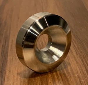 Lavadora SS contrahundida 3/8"" biselada EXTSW 3/8"" ID x 1 1/4"" OD x 3/8"" de espesor - Imagen 1 de 9