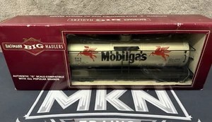 Bachmann Big Haulers 93435 Mobilgas Mobil Gas Single Dome Tank Car New G Scale - Picture 1 of 3
