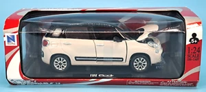 New - Ray 71276 - Maßstab 1:24 - City Cruiser - Fiat 500L - Bild 1 von 8