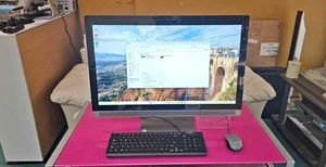 HP Pavilion All-in-One - 27-a020xt Touchscreen i5 12 GB RAM 1 TB HDD 27" - Picture 1 of 4