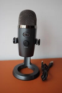 Blue Yeti Nano Desktop Microphone - Black - Picture 1 of 7