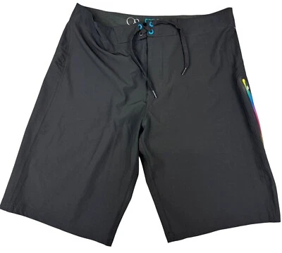 Pantalones cortos de tabla elásticos de 4 vías OPFlex negros para hombre 34 con bolsillo de cremallera y cierre de cordón Foto 1 de 4