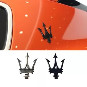 2 PIEZAS Para Maserati Lado Logo Columna C Emblemas Adornos Levante Ghibli Grecale - Imagen 1 de 6