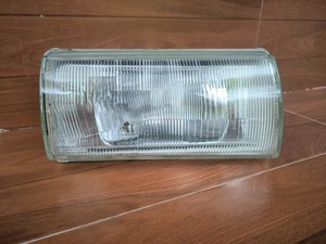 Faro para Nissan Sunny Sentra B12 Original Lado Derecho #IKI 1266 JAPÓN - Imagen 1 de 14