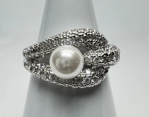 Size 8 Bomb Party June Ring - RG82225 Artful Details - Ceramic Pearl - Picture 1 of 5