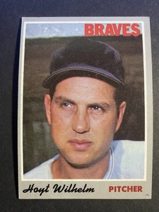 1970 Topps Baseball Hoyt Wilhelm Atlanta Braves Card # 17 Hall of Famer - Picture 1 of 2
