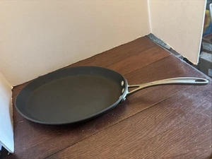 Calphalon 14 Inch Oval Fish Fajita Pan 9 1/2 X 14” 194 05375 Rare To Find- EUC - Picture 1 of 7