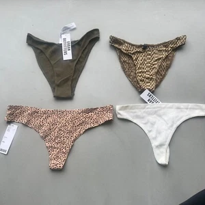 4 x Pantalones/Briefs/Tanga Urban Outfitters. Colores mezclados. Grande. - Imagen 1 de 7