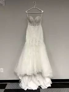 Essense of Australia Wedding Dress - Size 10 - Picture 1 of 7