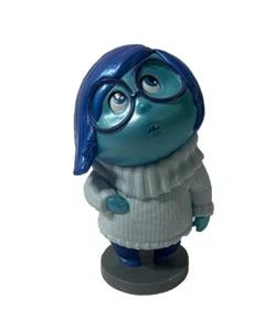 Figura de acción de PVC Disney Pixar Inside Out Sadness usada suelta 2,5’’ - Imagen 1 de 6
