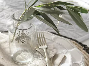 BEE SILVER VINTAGE PARTY HOME DECOR BUD FLOWER VASE GLASS WEDDING CHRISTMAS POT - Picture 1 of 6