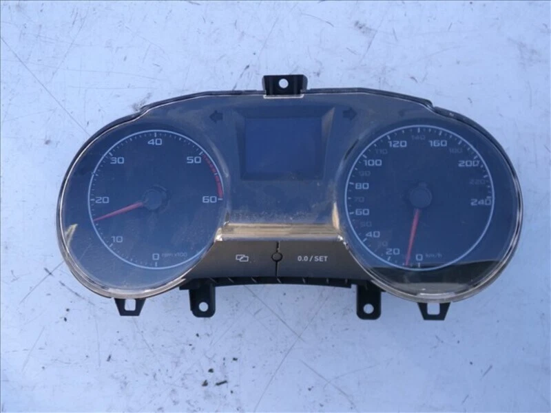 6J0920806H CUADRO DE MANDOS para SEAT IBIZA 1.6 TDI MODELO 6J 2012-2015 89382 - Imagen 1 de 4