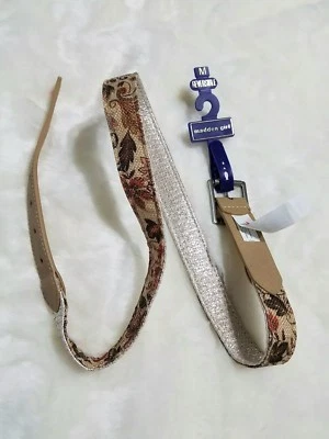 Cinturón reversible "Madden Girl" laterales florales y metálicos talla M nuevo con etiquetas Foto 1 de 4